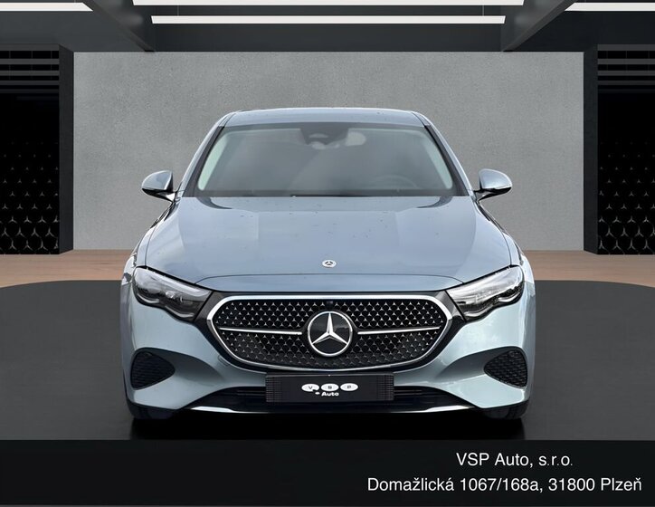 Mercedes-Benz Třídy E Sedan / Limuzína 2,0 l 145 kw