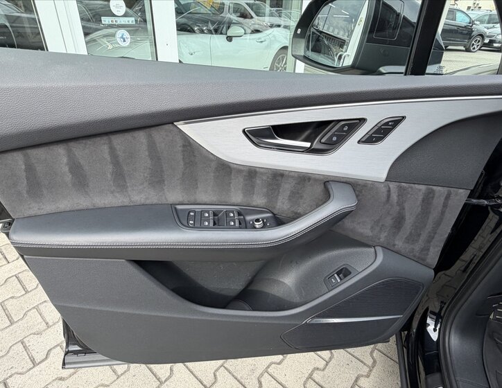 Audi Q7 Kombi 3,0 l 210 kw