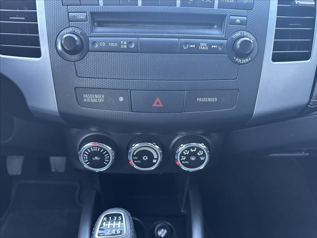 Mitsubishi Outlander SUV / Terénní 2,3 l 130 kw