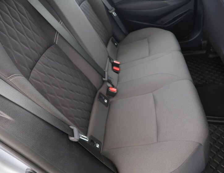 Toyota Corolla Sedan 1,5 l 92 kw