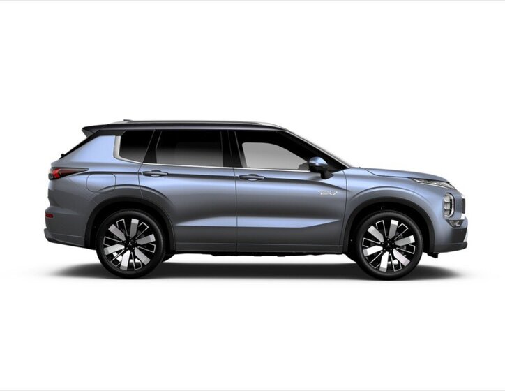 Mitsubishi Outlander SUV / Terénní 2,4 l 225 kw