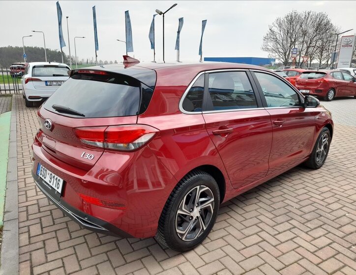 Hyundai i30 Hatchback 1,5 l 118 kw