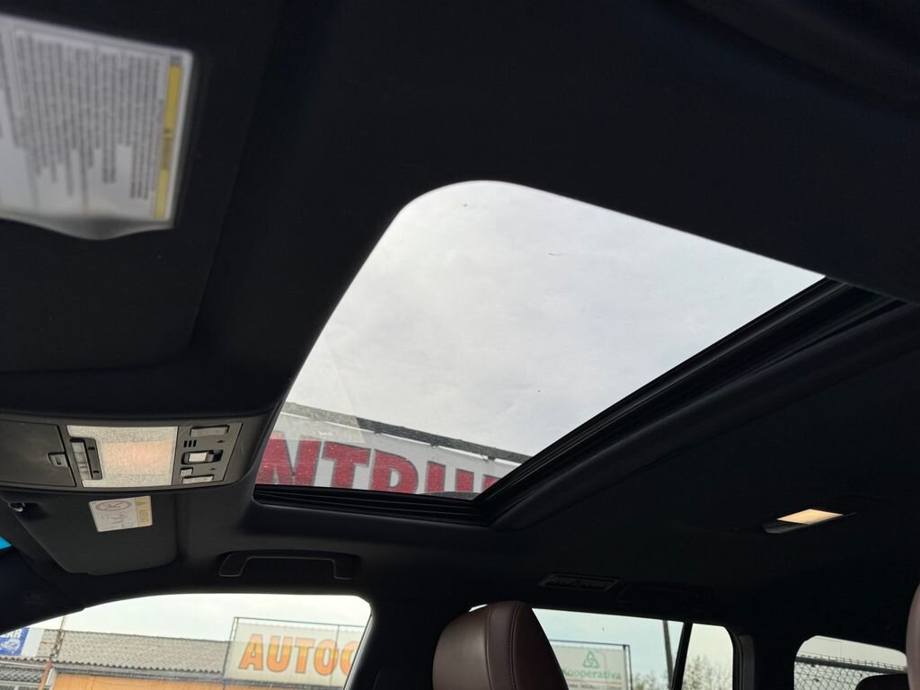 Toyota Land Cruiser SUV / Terénní 4,5 l 186 kw