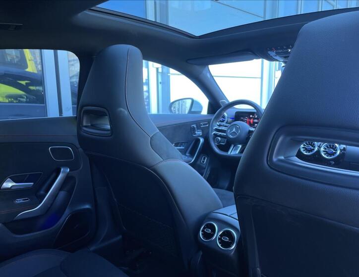 Mercedes-Benz CLA 20