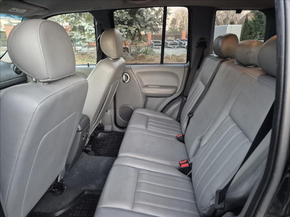 Jeep Cherokee Ostatní 2,8 l 120 kw