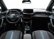 Peugeot 2008 SUV 1,2 l 74 kw