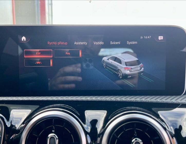 Mercedes-Benz Třídy A Hatchback 2,0 l 110 kw