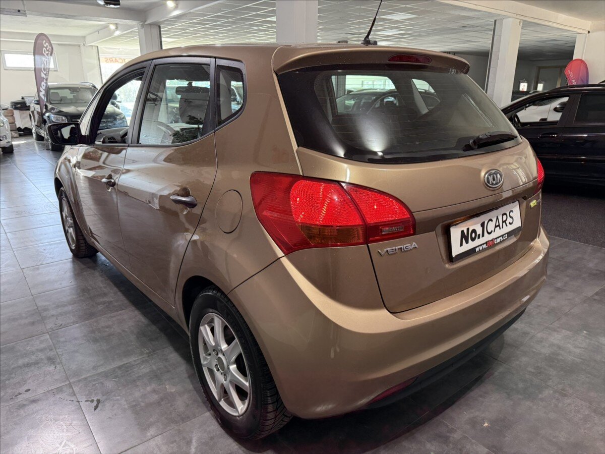 KIA Venga MPV 1,4 l 66 kw