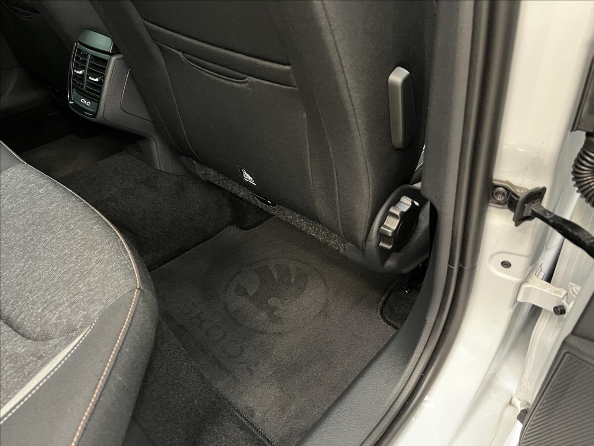 Škoda Kamiq SUV 999,0 85 kw