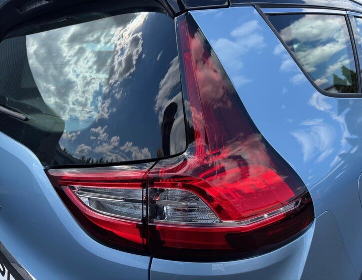 Renault Grand Scénic 30