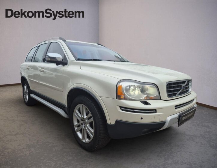 Volvo XC90 SUV 2,4 l 136 kw
