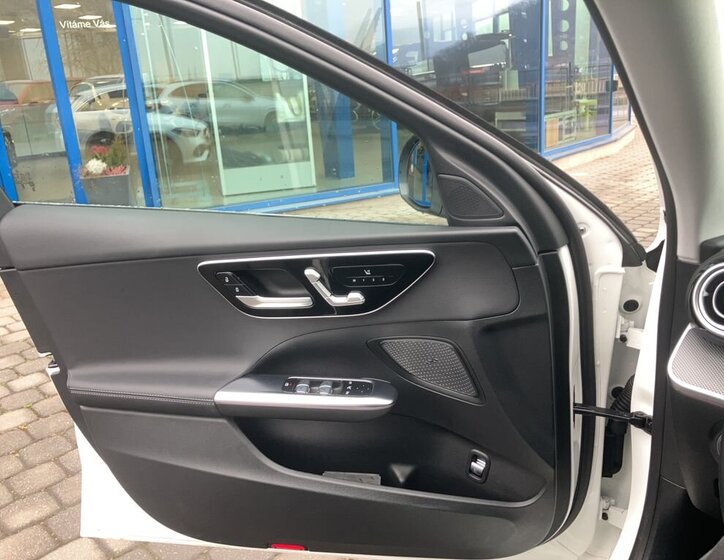 Mercedes-Benz Třídy C Kombi 2,0 l 120 kw