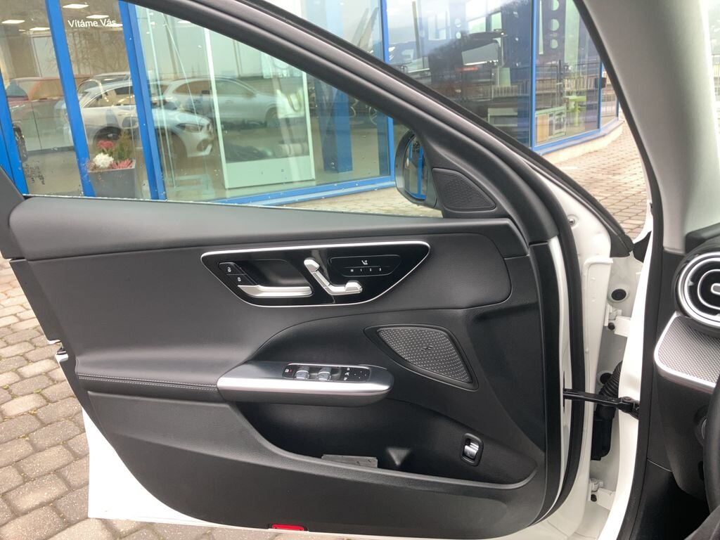 Mercedes-Benz Třídy C Kombi 2,0 l 120 kw