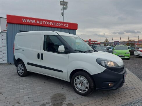 Fiat Dobló cargo Ostatní 1,4 l 88 kw