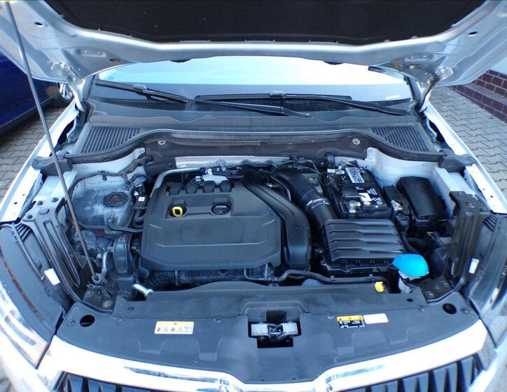 Škoda Karoq Kombi 1,5 l 110 kw