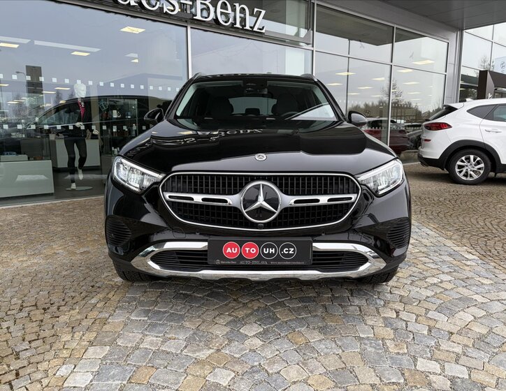 Mercedes-Benz GLC SUV / Terénní 2,0 l 145 kw