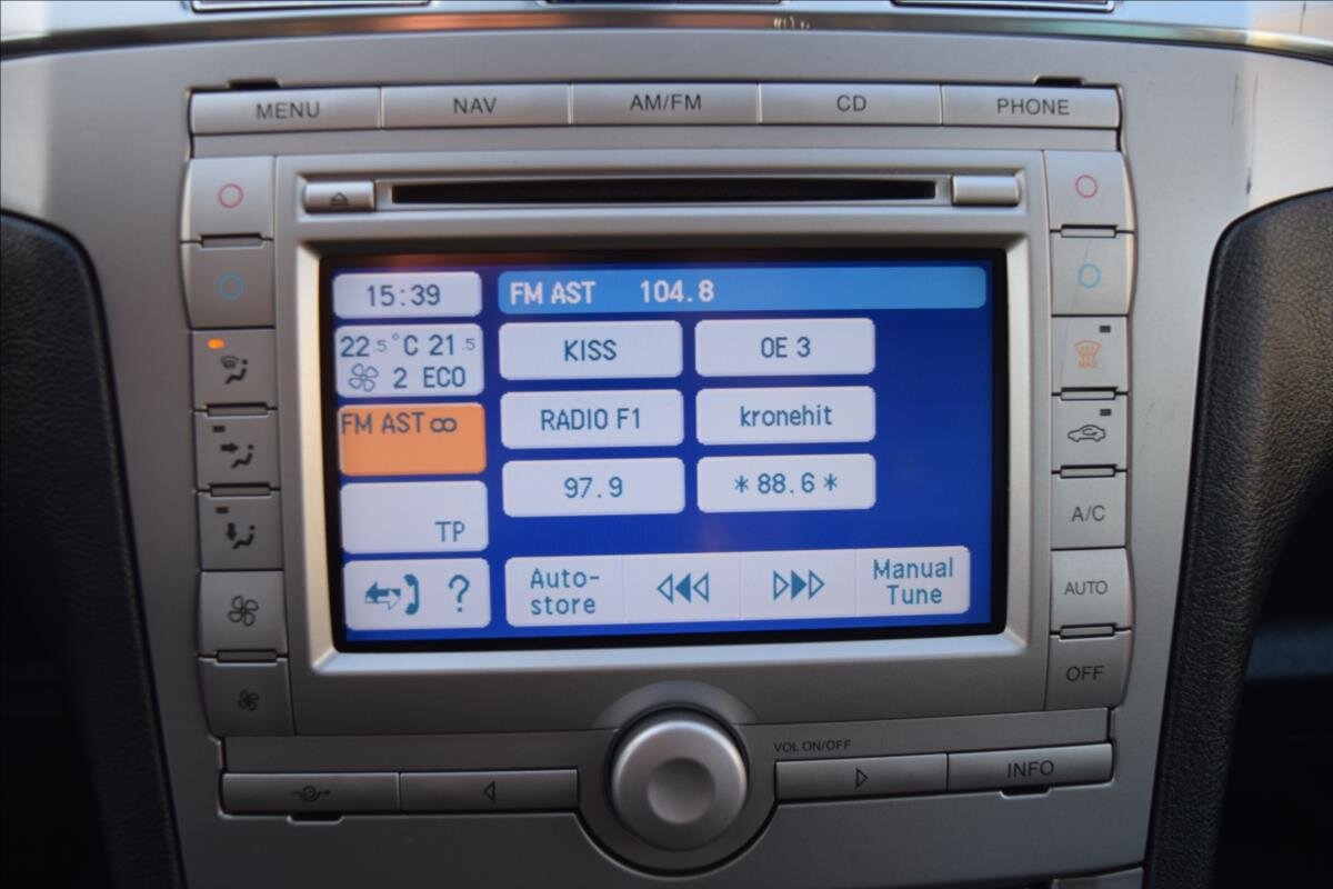 Ford S-MAX MPV 2,0 l 107 kw