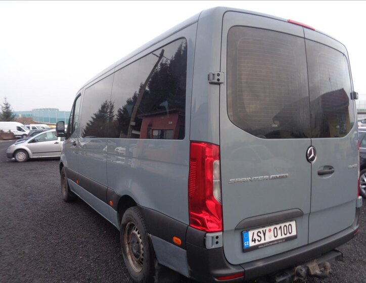 Mercedes-Benz Sprinter Kombi 2,1 l 105 kw