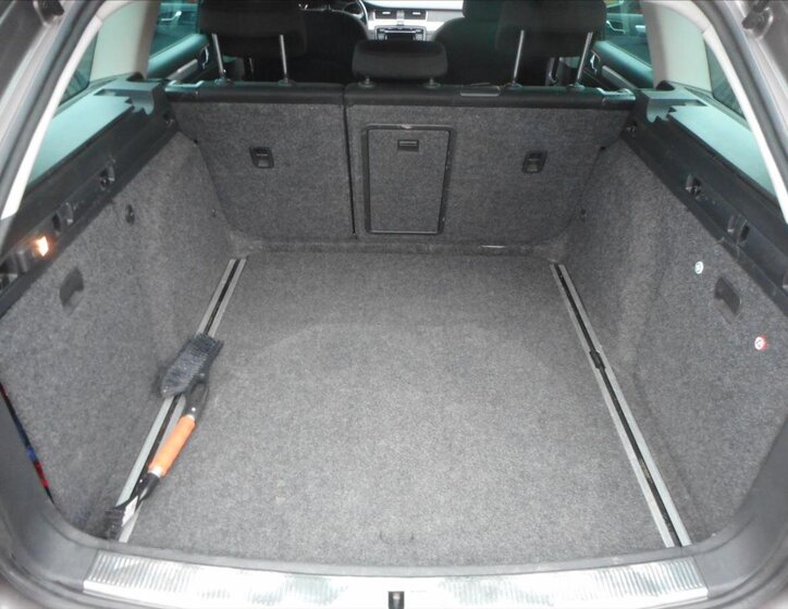 Škoda Superb Kombi 2,0 l 103 kw