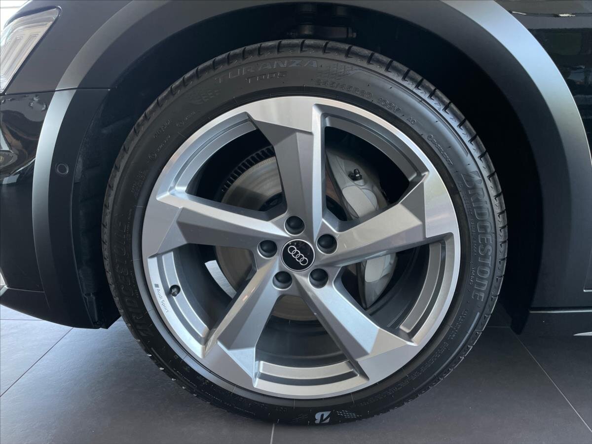 Audi A6 Allroad Kombi 3,0 l 210 kw