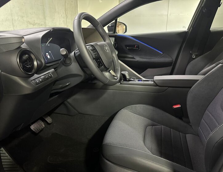 Toyota C-HR Hatchback 1,8 l 90 kw