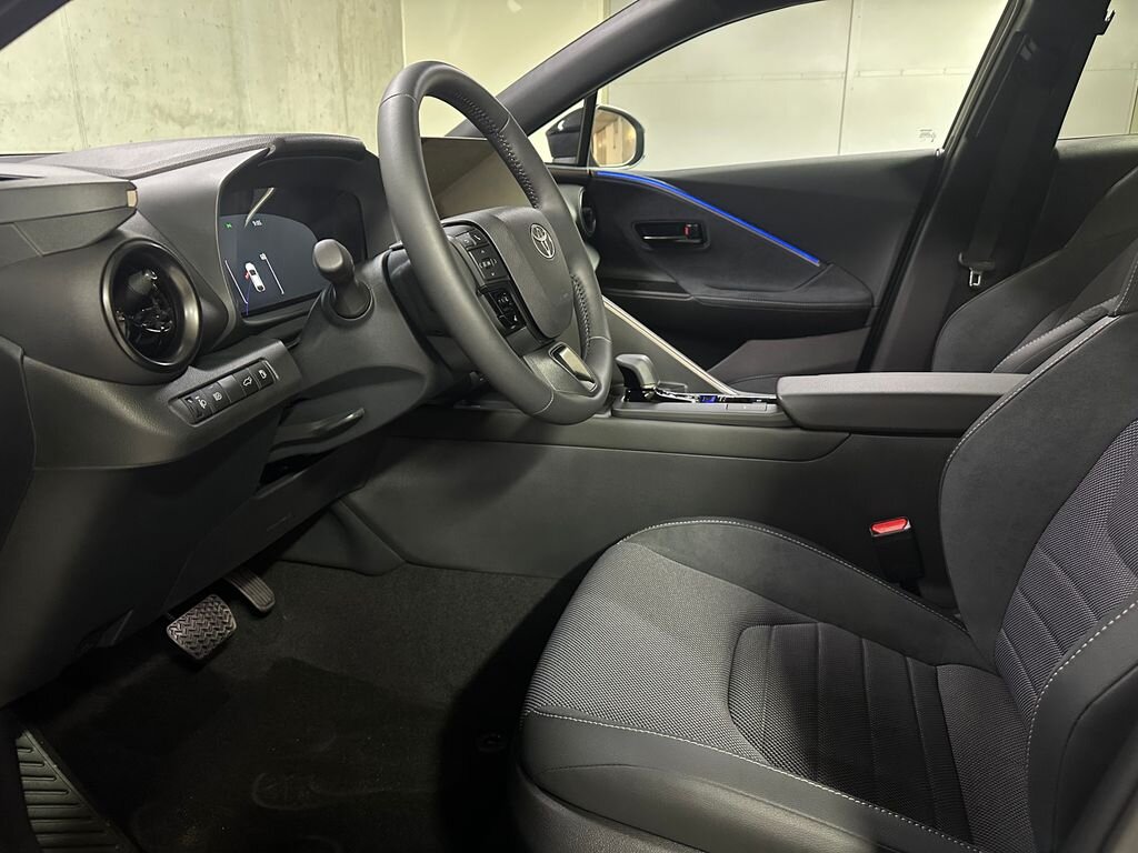 Toyota C-HR Hatchback 1,8 l 90 kw