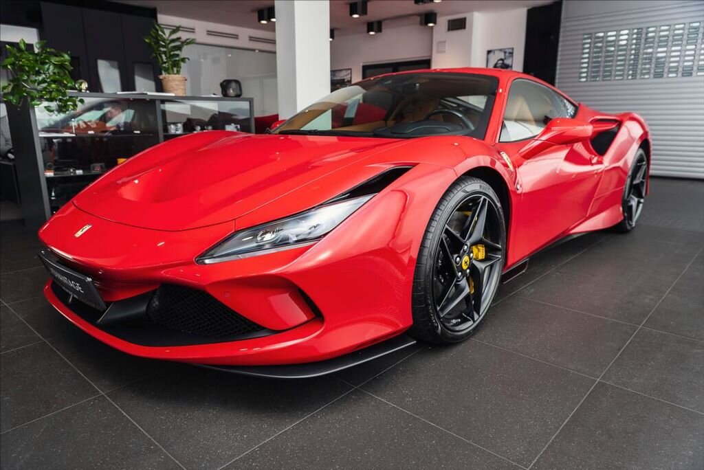 Ferrari Ostatní Kupé 3,9 l 530 kw