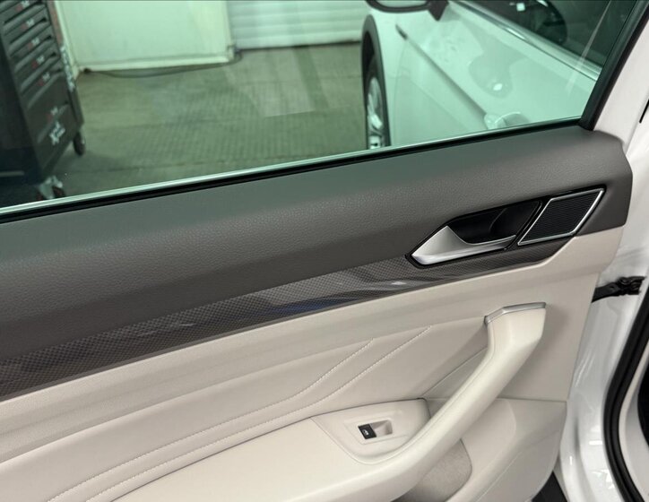 Volkswagen Passat 35