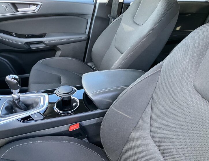 Ford S-MAX MPV 2,0 l 110 kw