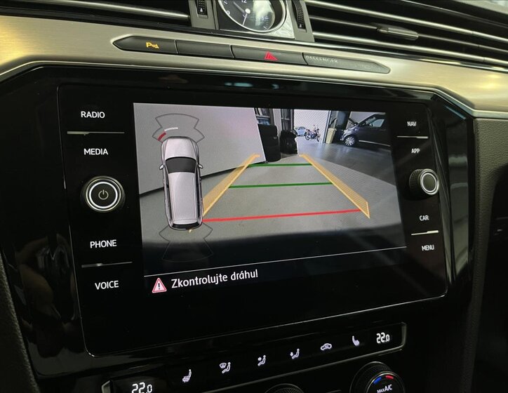 Volkswagen Passat 12