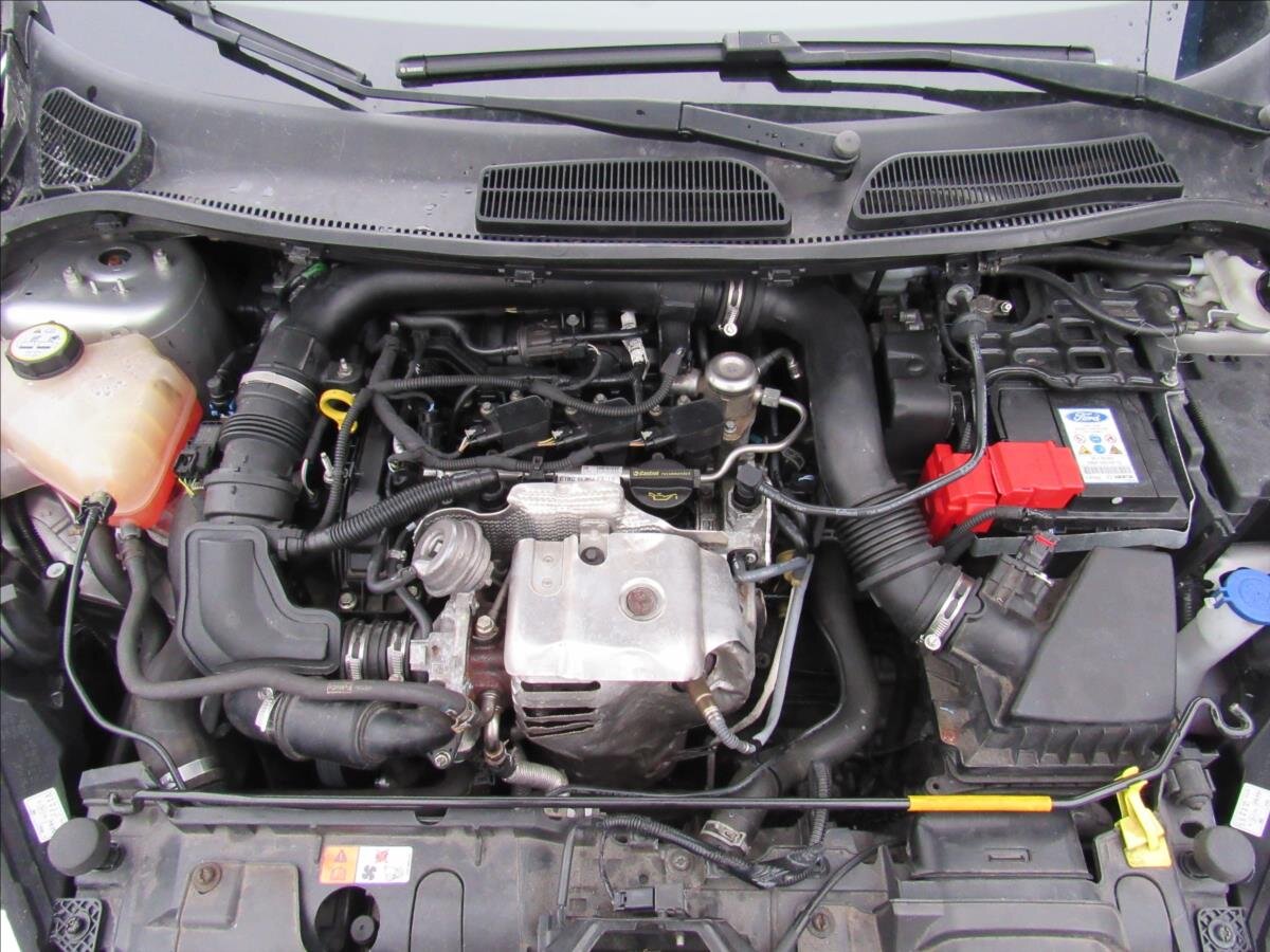 Ford Fiesta Hatchback 998,0 74 kw