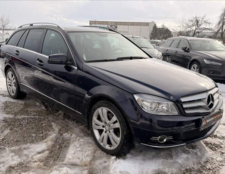 Mercedes-Benz Třídy C Kombi 2,1 l 125 kw