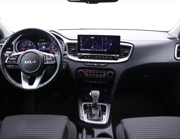 KIA Ceed Hatchback 1,5 l 118 kw