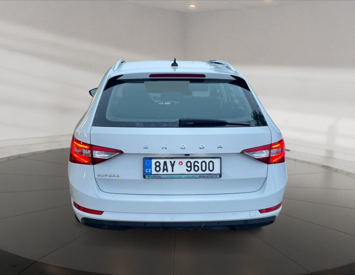 Škoda Superb Kombi 2,0 l 110 kw