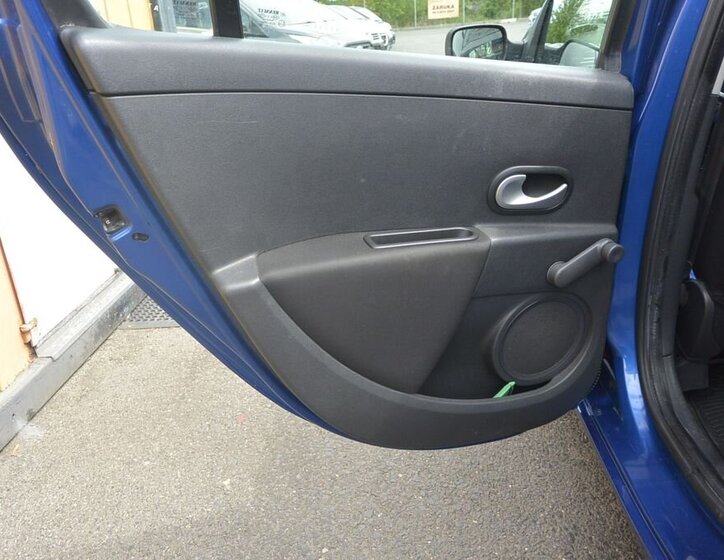 Renault Clio Hatchback 1,1 l 55 kw