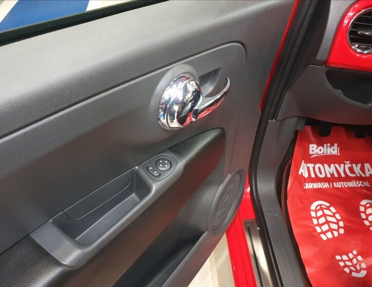 Fiat 500 Hatchback 1,4 l 74 kw