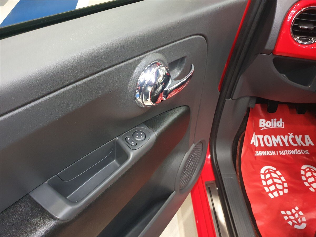 Fiat 500 Hatchback 1,4 l 74 kw