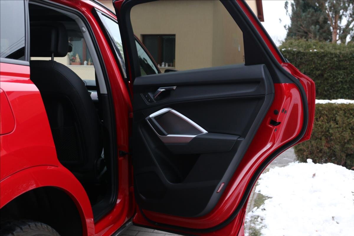 Audi Q3 SUV / Terénní 2,0 l 140 kw