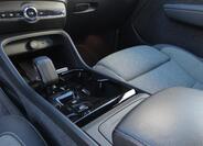 Volvo XC40 6