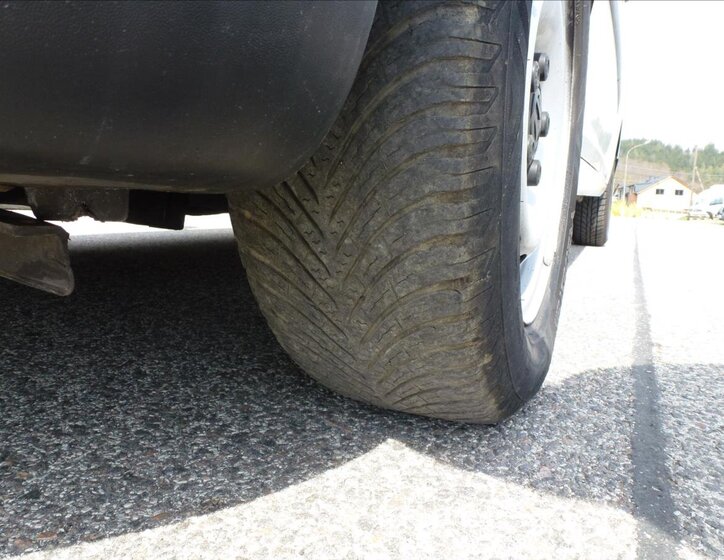 Volkswagen Caddy Skříň 1,6 l 75 kw