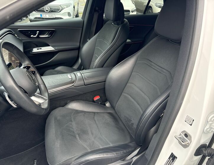 Mercedes-Benz Třídy E 12