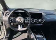 Mercedes-Benz EQA 10