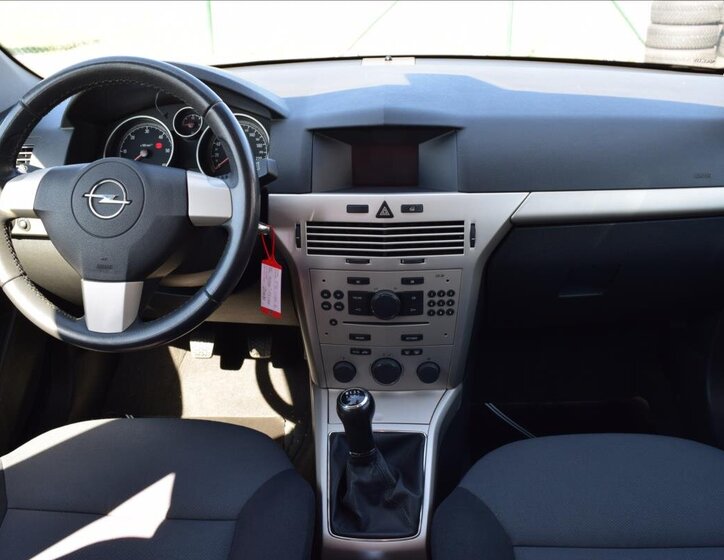 Opel Astra Kombi 1,9 l 74 kw