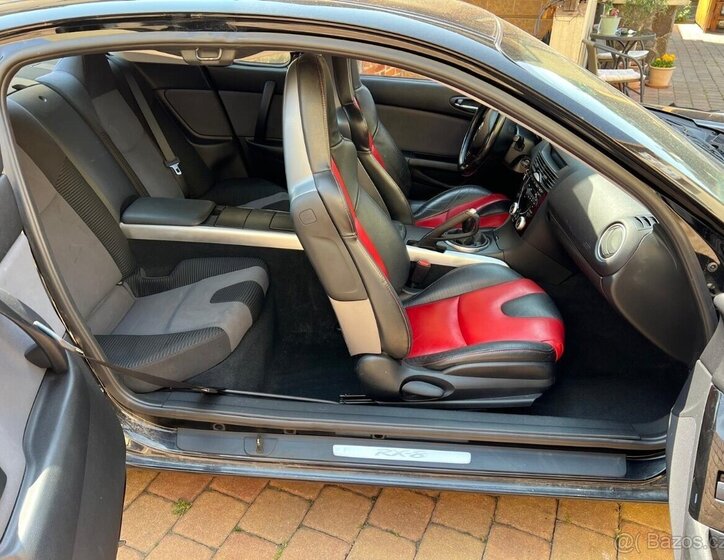 Mazda RX-8 Sedan / Limuzína 0,0 141 kw