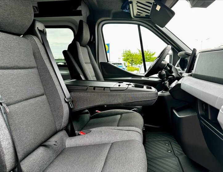 Nissan Interstar Ostatní 2,0 l 110 kw