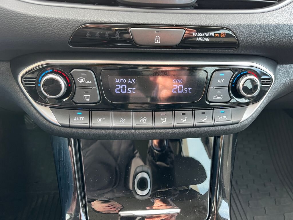 Hyundai i30 Kombi 998,0 73 kw