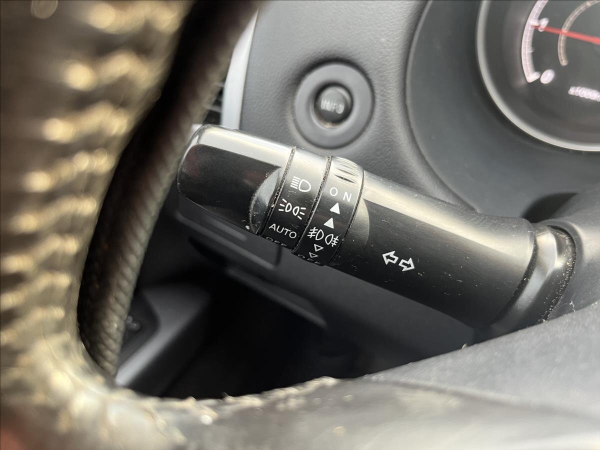 Mitsubishi Outlander SUV / Terénní 2,3 l 130 kw