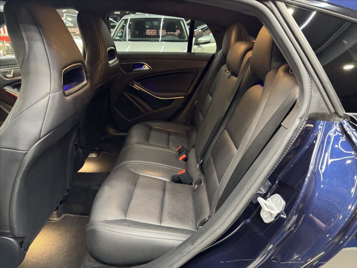 Mercedes-Benz CLA Kombi 2,1 l 130 kw