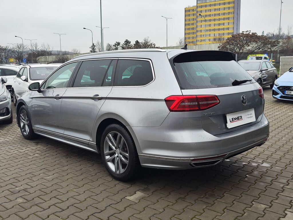 Volkswagen Passat Sedan 2,0 l 140 kw