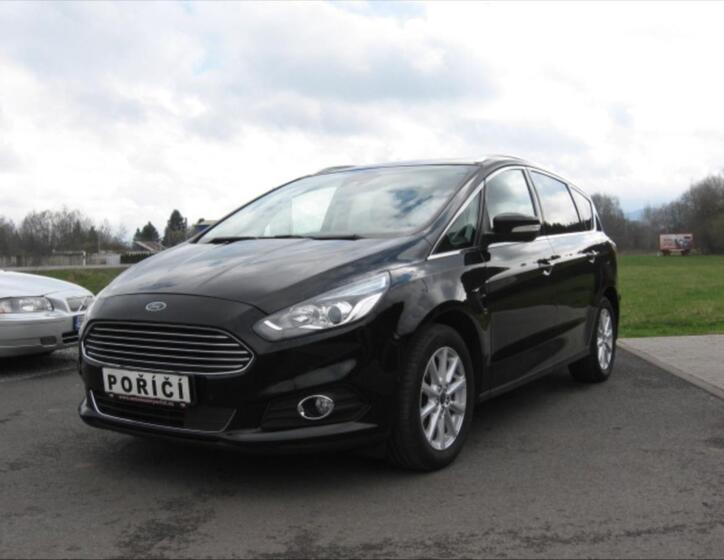 Ford S-MAX 1